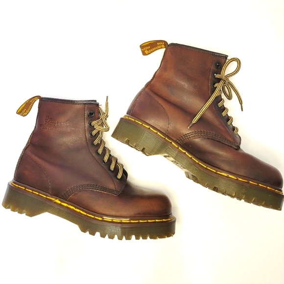 Dr. Martens Vintage England made brown leather 8338 Grunge lace up 8 hole Boot - Picture 5 of 11
